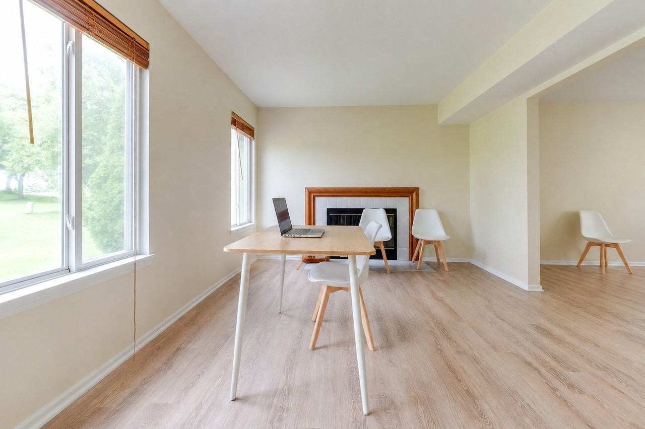 21258 W Cascade Ct - Photo 6 of 16