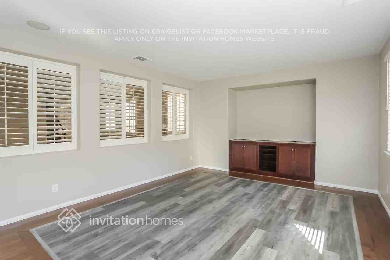 8008 San Mateo St - Photo 2 of 14
