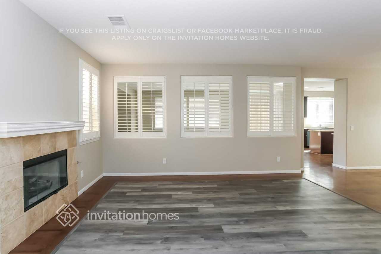 8008 San Mateo St - Photo 3 of 14