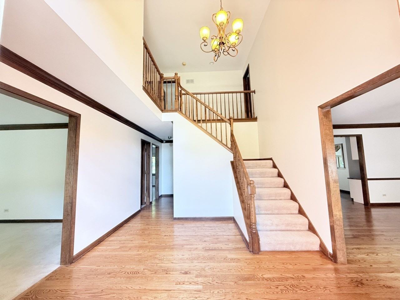 2318 River Woods Dr - Photo 3 of 36