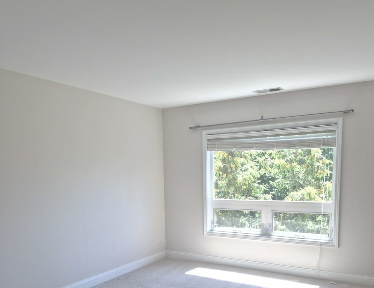 1635 N Milwaukee Ave #303 - Photo 7 of 14