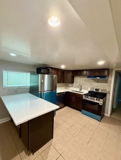 6030 N Claremont Ave - Photo 3 of 12