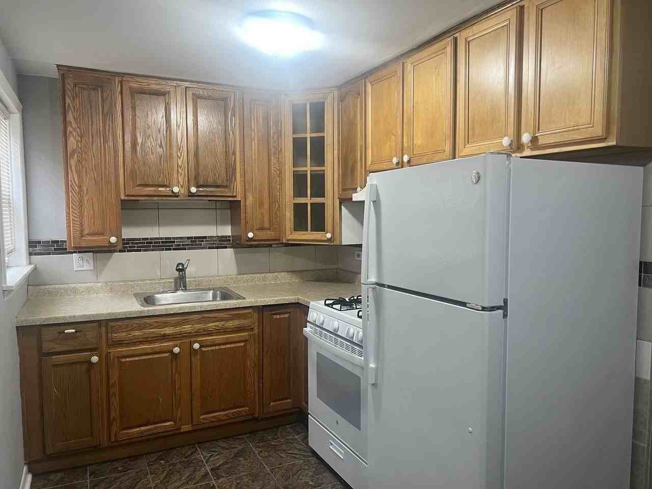 12926 Page Ct #1W - Photo 3 of 8