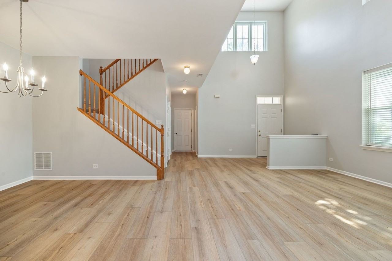 436 Azalea St - Photo 5 of 28
