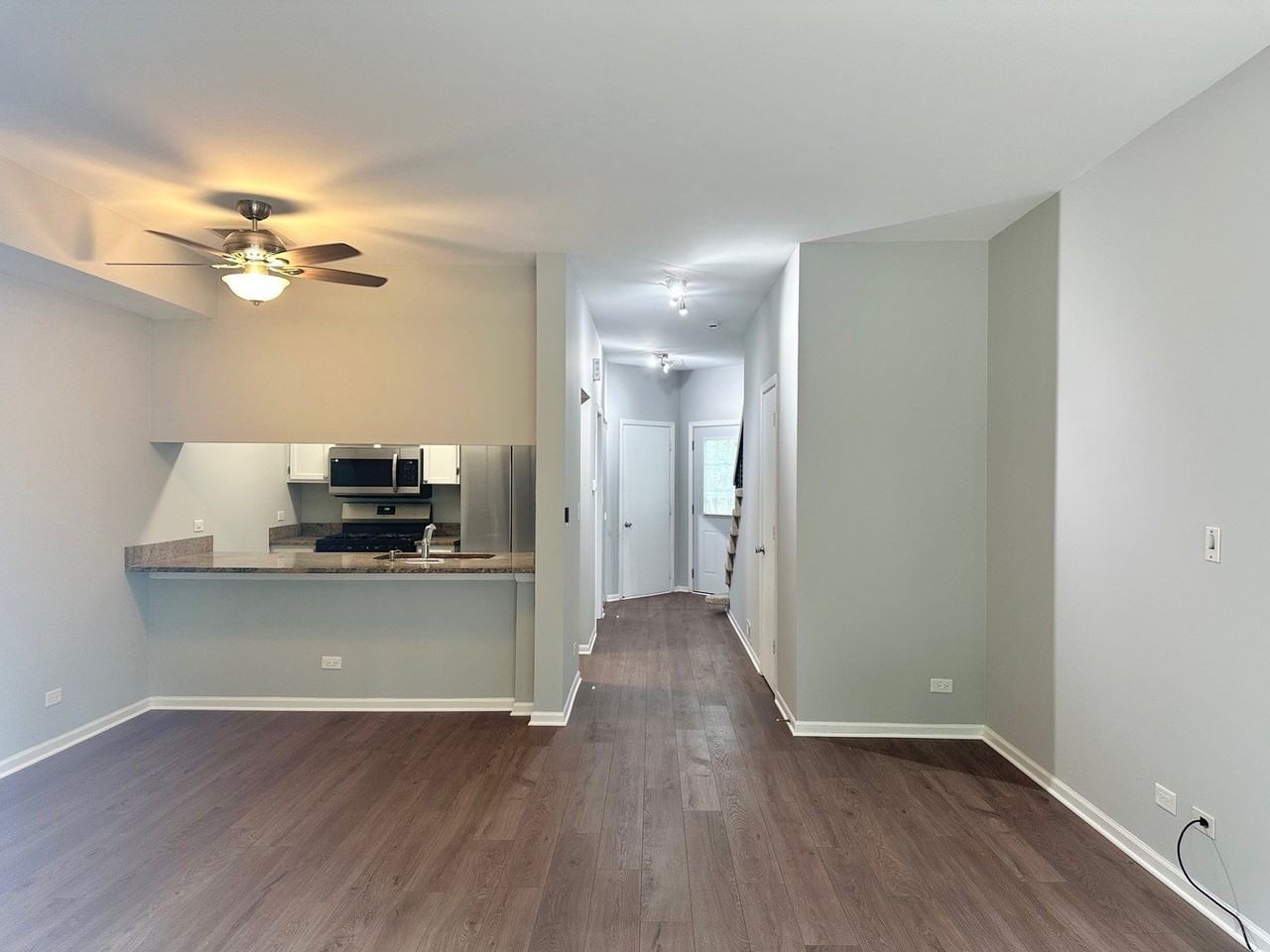 1132 Regency Ct - Photo 6 of 20