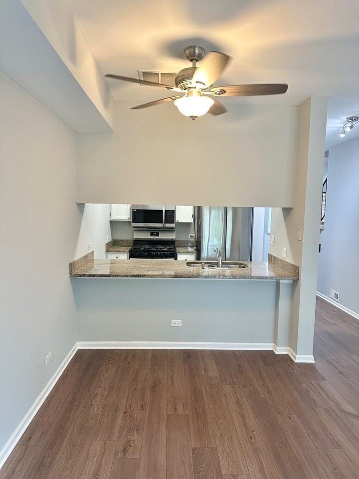 1132 Regency Ct - Photo 7 of 20