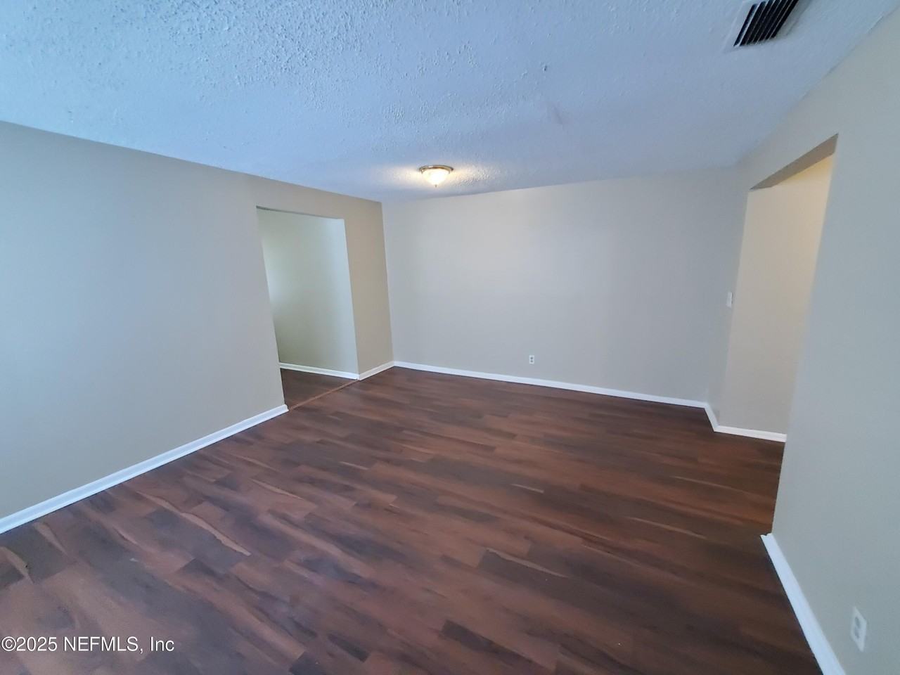 3220 Herschel St #2 - Photo 5 of 11