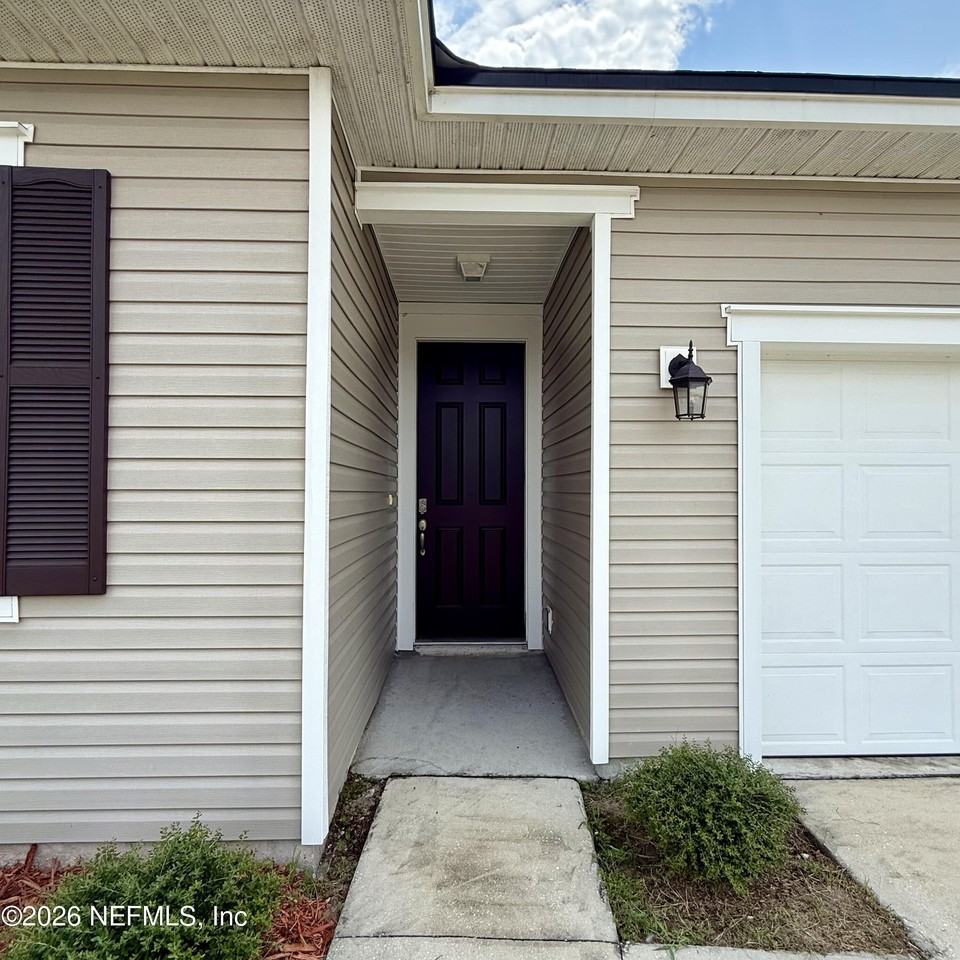 5162 Sawmill Point Way - Photo 3 of 45