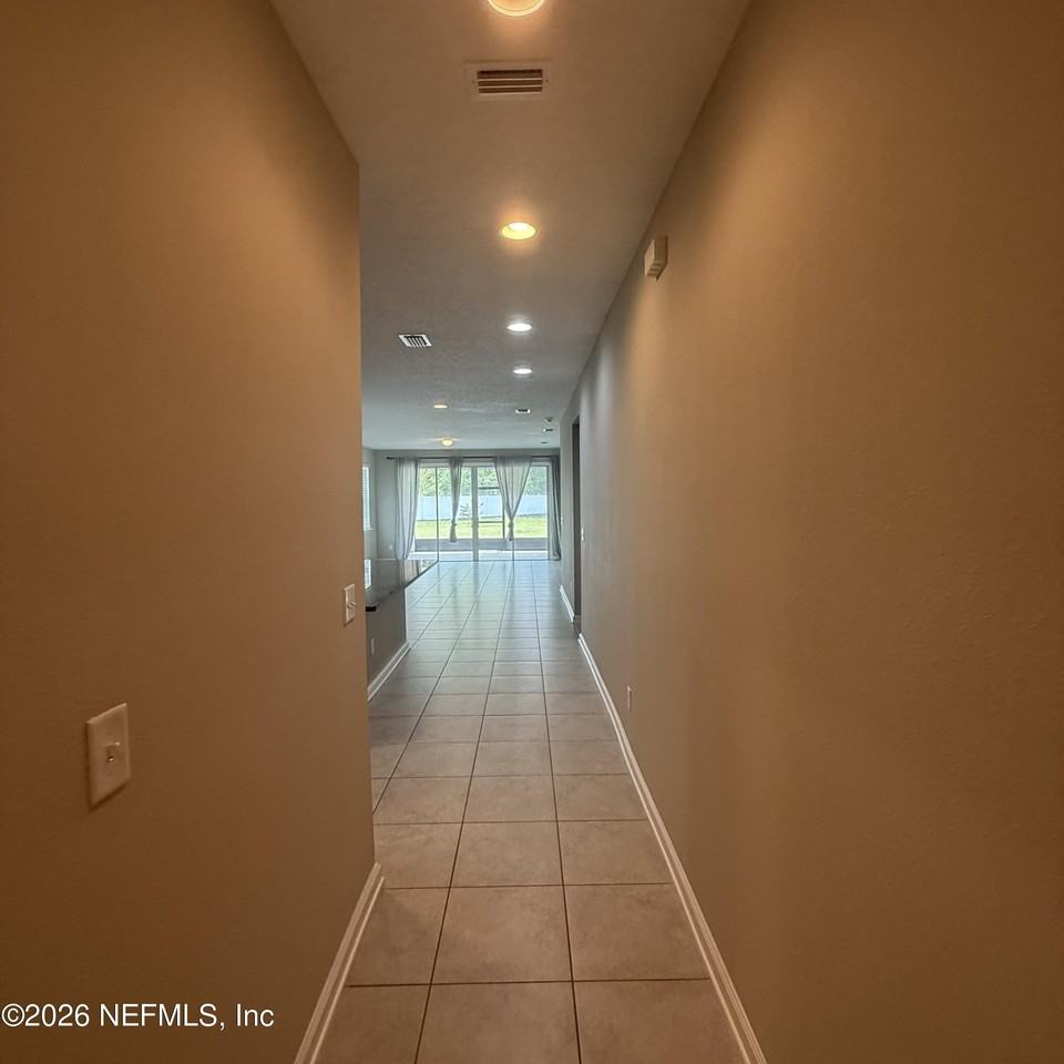 5162 Sawmill Point Way - Photo 4 of 45