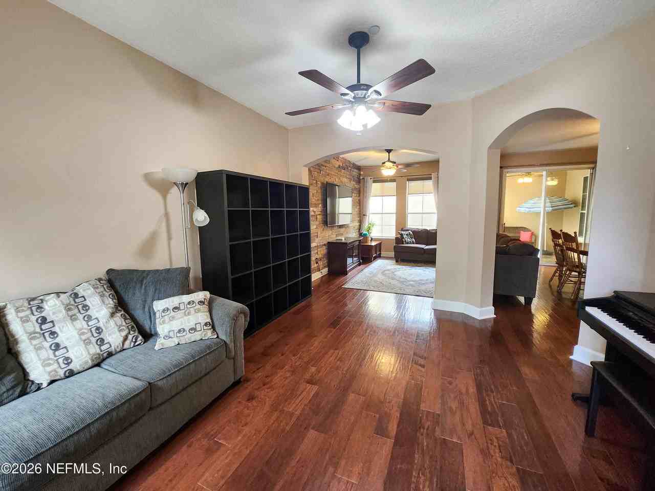 6181 Clearsky Dr - Photo 5 of 33