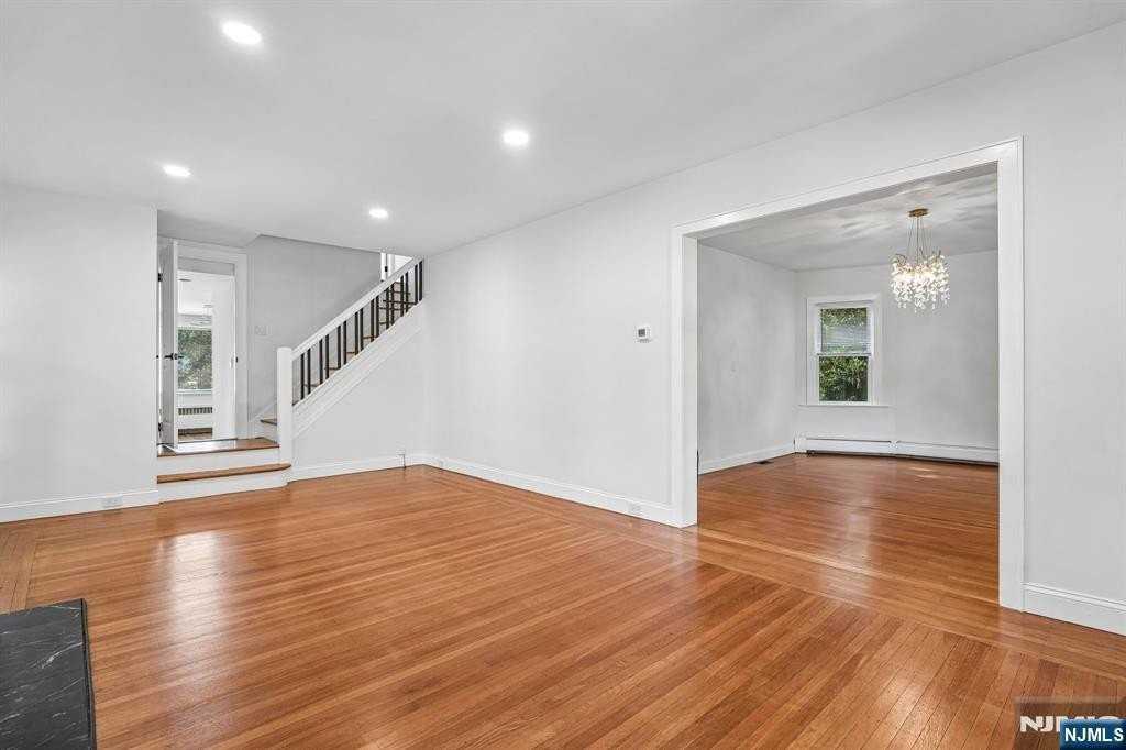 91 Birchwood Rd - Photo 6 of 37