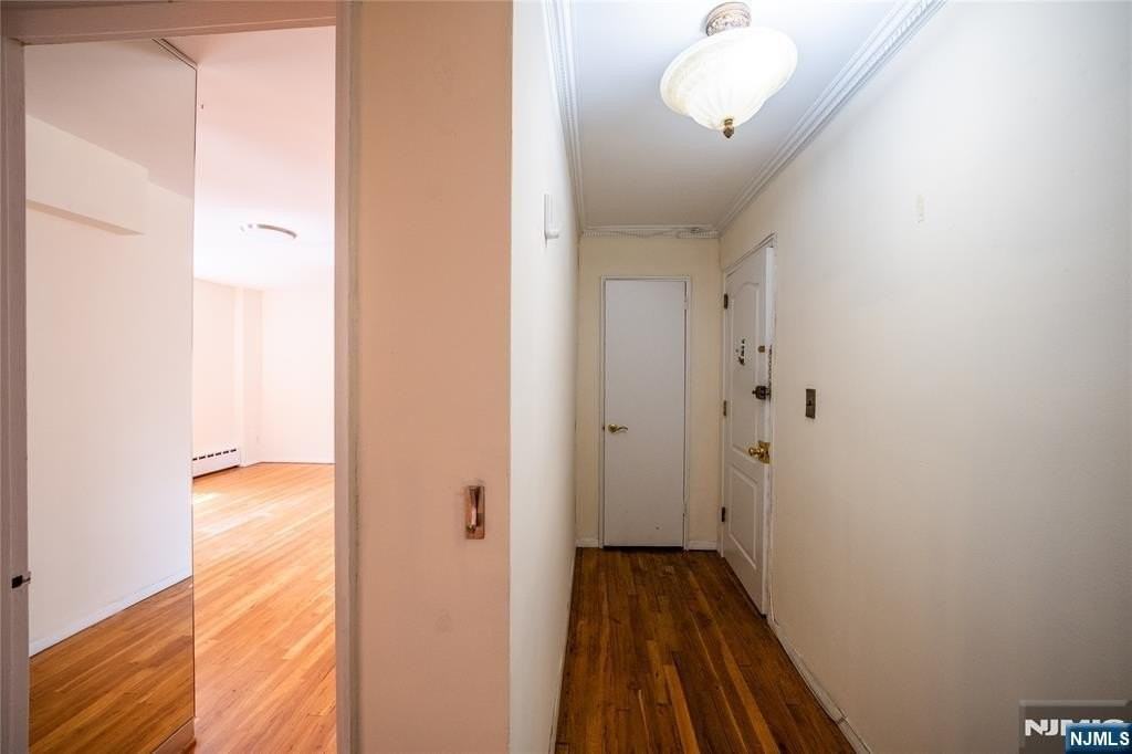 1575 Center Ave #2C - Photo 6 of 20
