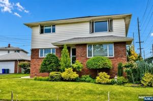 featured image of 1 Rena Ct #2