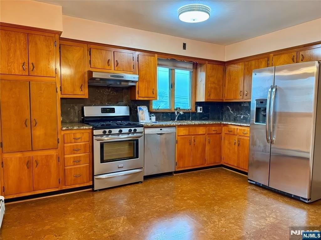 1 Rena Ct #2 - Photo 5 of 14
