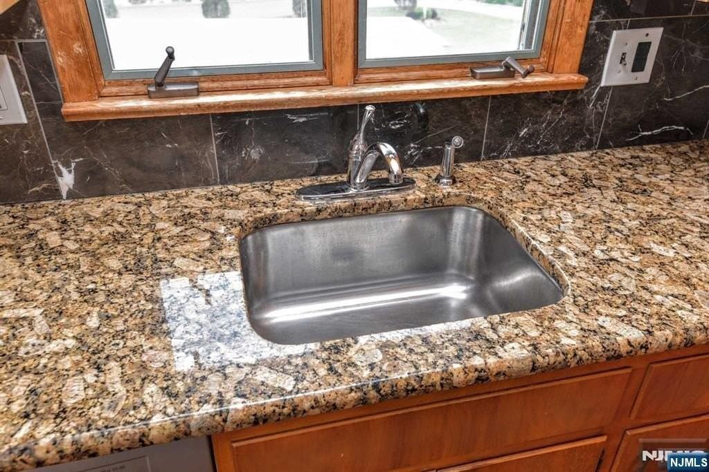 1 Rena Ct #2 - Photo 6 of 14