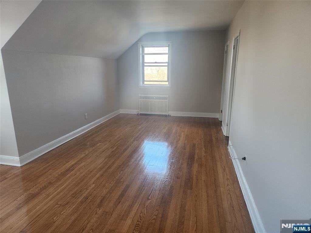 490 Beverly Rd #C4 - Photo 3 of 17