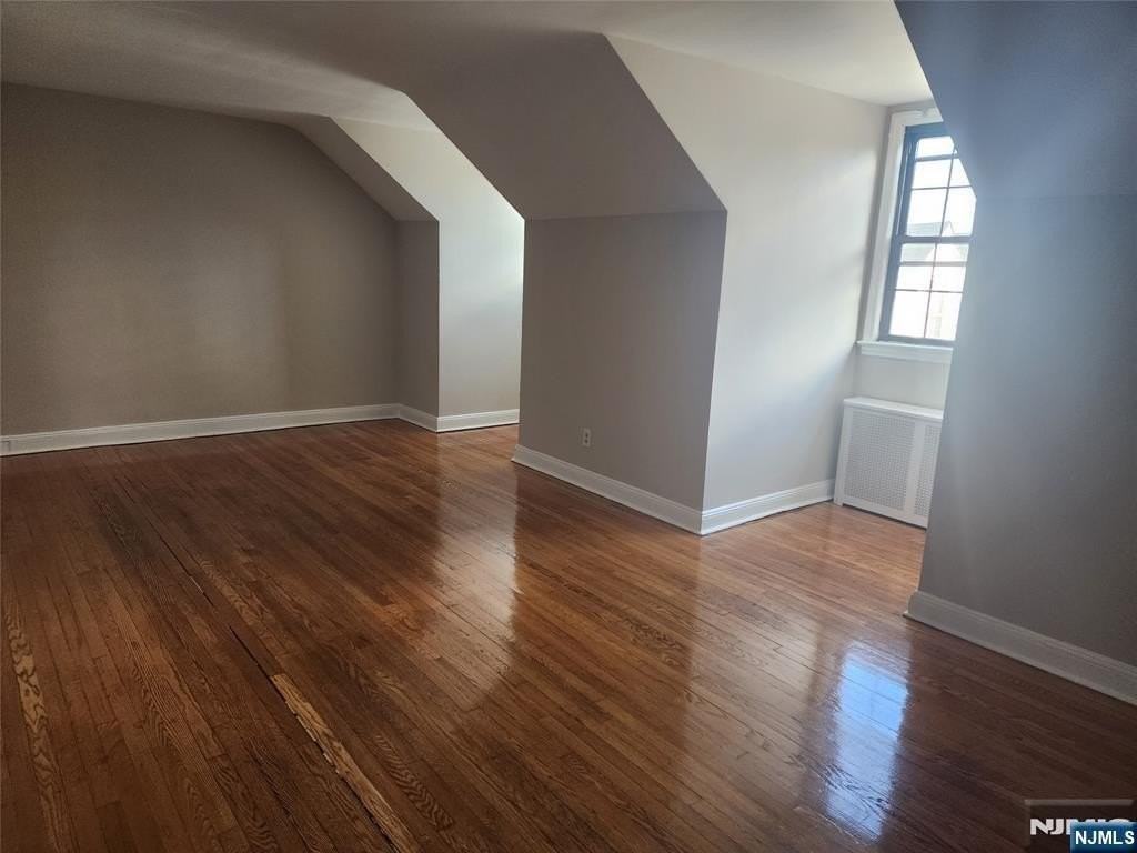 490 Beverly Rd #C4 - Photo 4 of 17