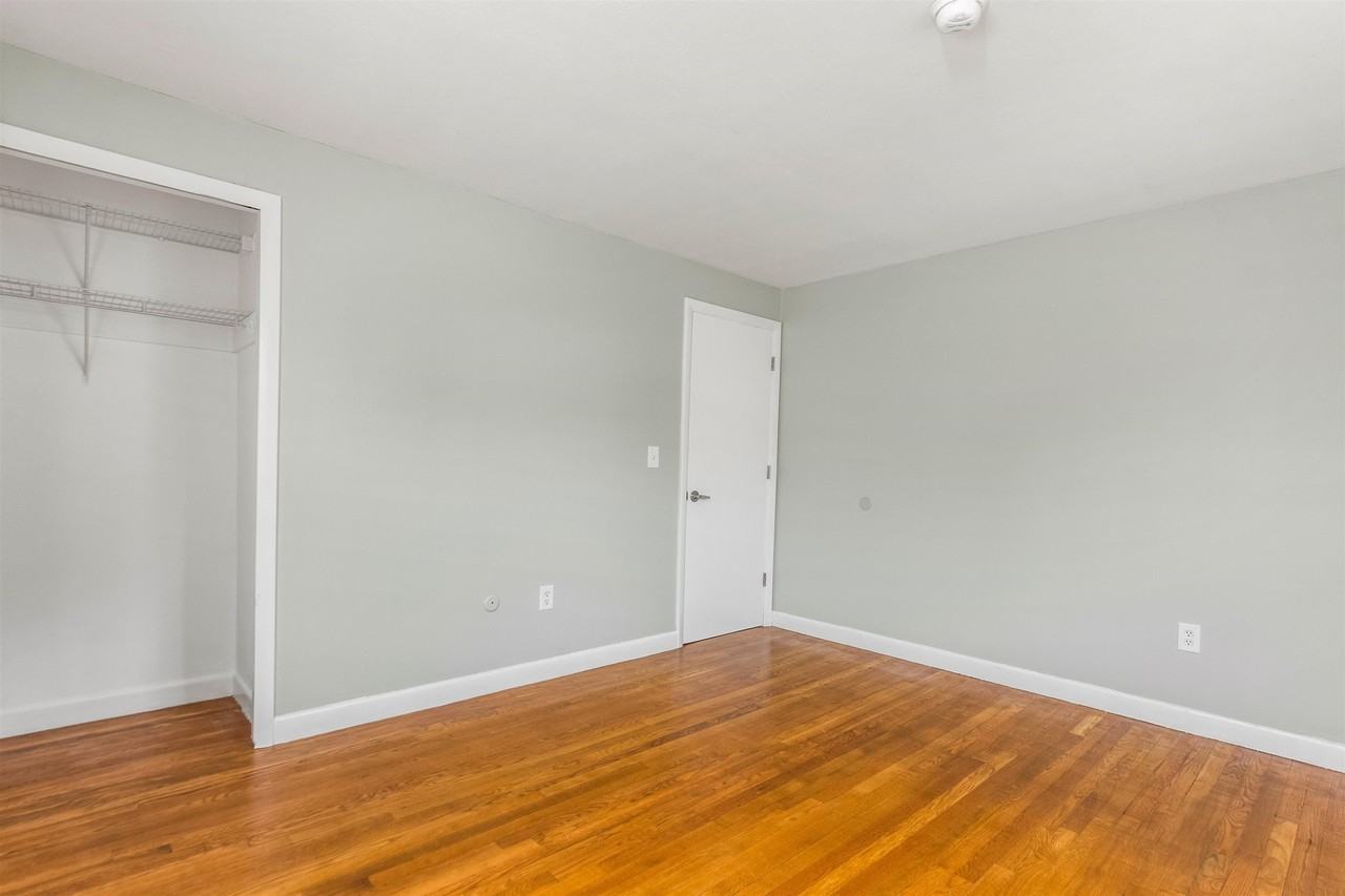 1 Elaine St #28 - Photo 6 of 8