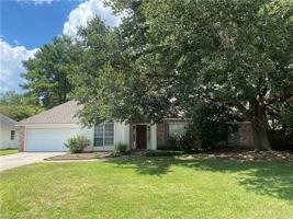 featured image of 1373 Fairfield Dr