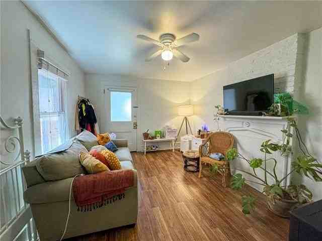 2931 Saint Philip St #B - Photo 4 of 12