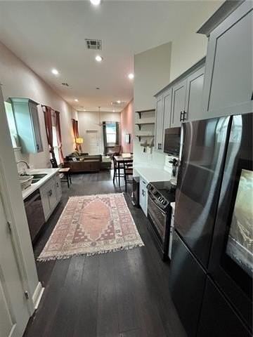 430 Homer St - Photo 6 of 10