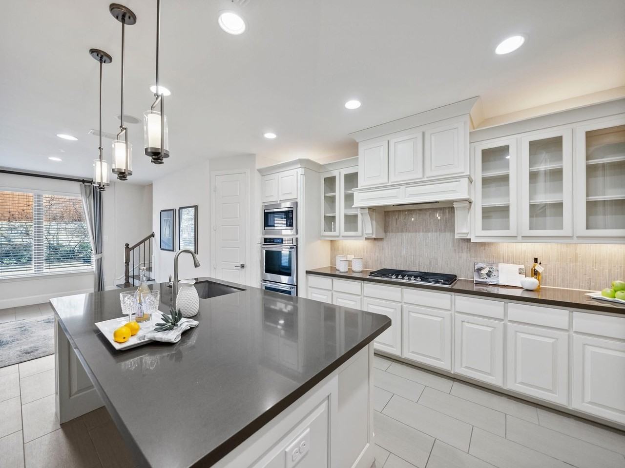2805 Walnut Creek Ln - Photo 6 of 31