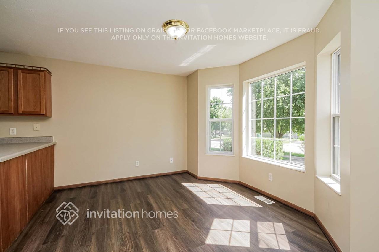 1341 Fairmount Ave - Photo 6 of 17