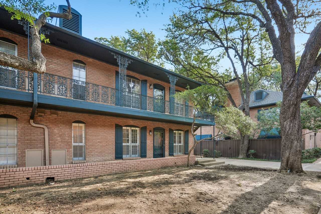 6017 E University Blvd #118 - Photo 3 of 29