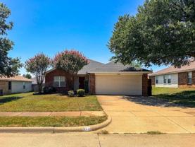 833 Edgehill Rd - Photo 1 of 1