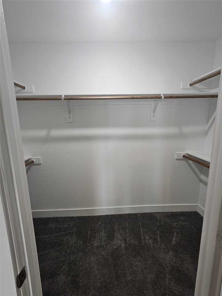 235 W Woodin Blvd - Photo 6 of 15