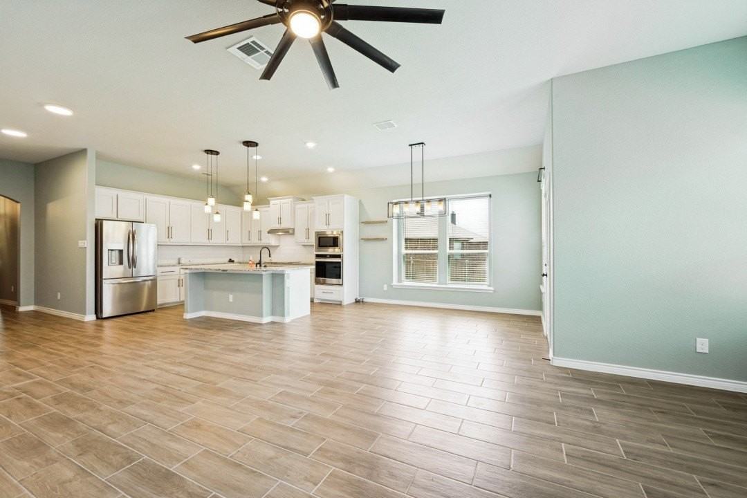 1620 Glade Meadows Dr - Photo 4 of 12