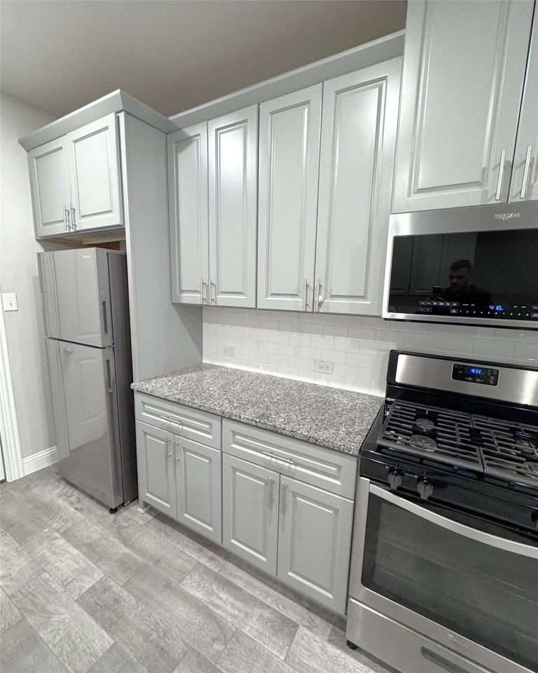 3641 Harebell Dr - Photo 6 of 25