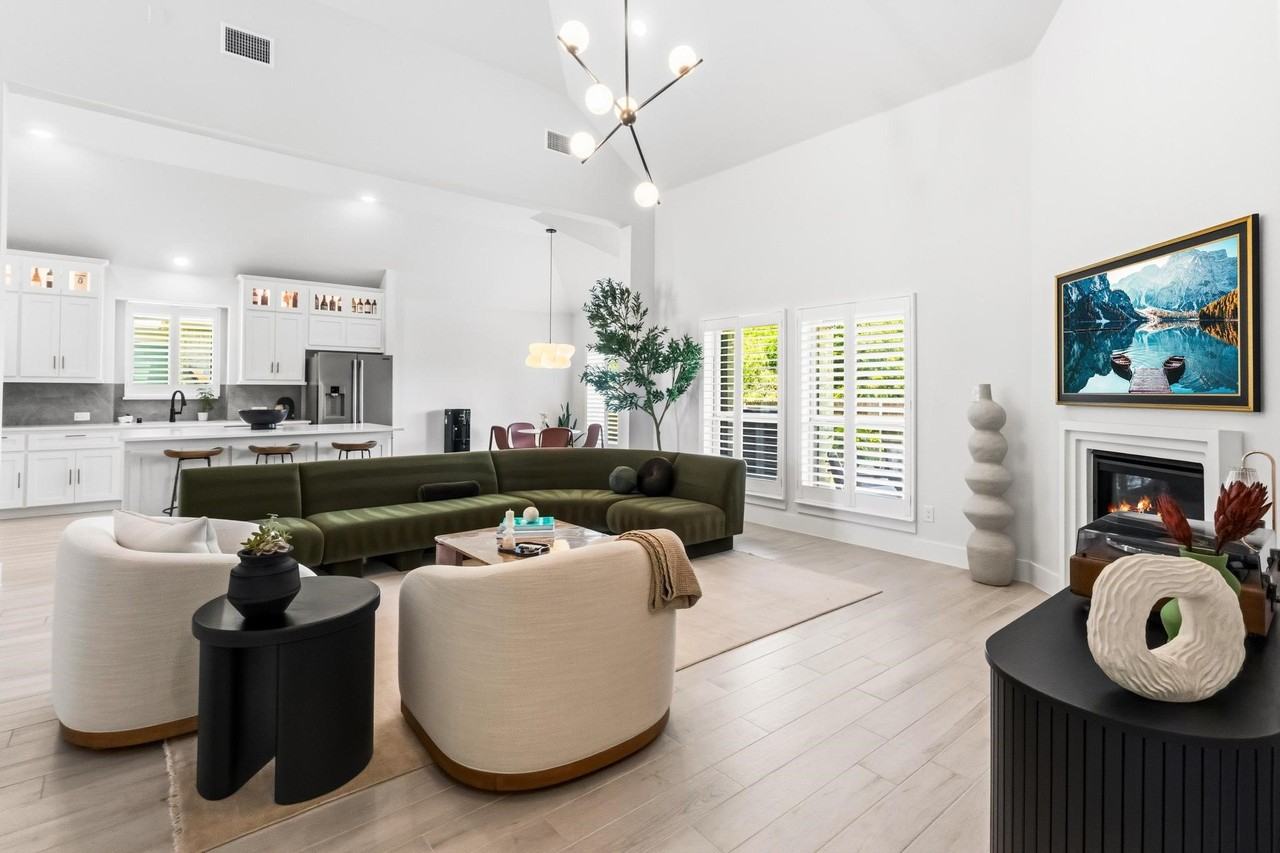 7028 Capanna Trl - Photo 4 of 40
