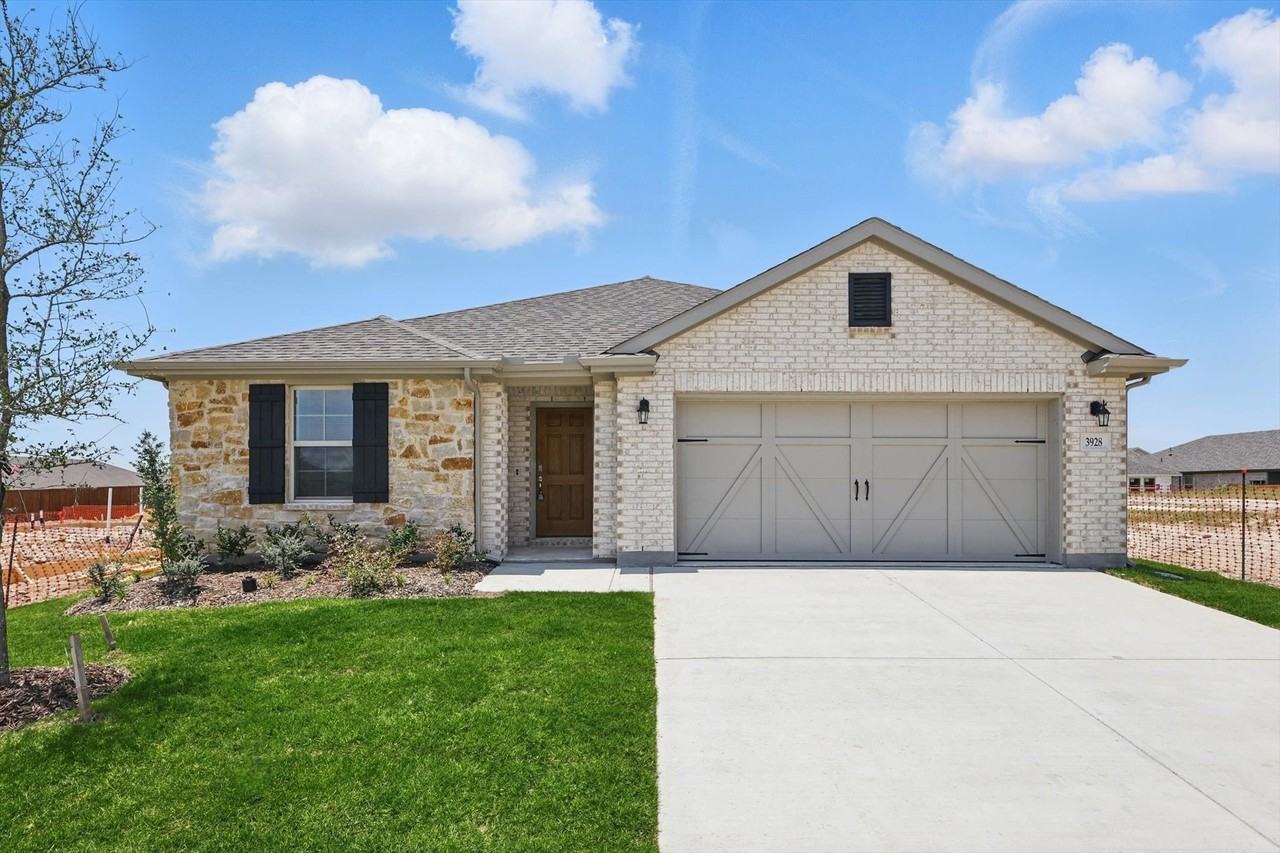3928 Malachite Dr - Photo 2 of 27