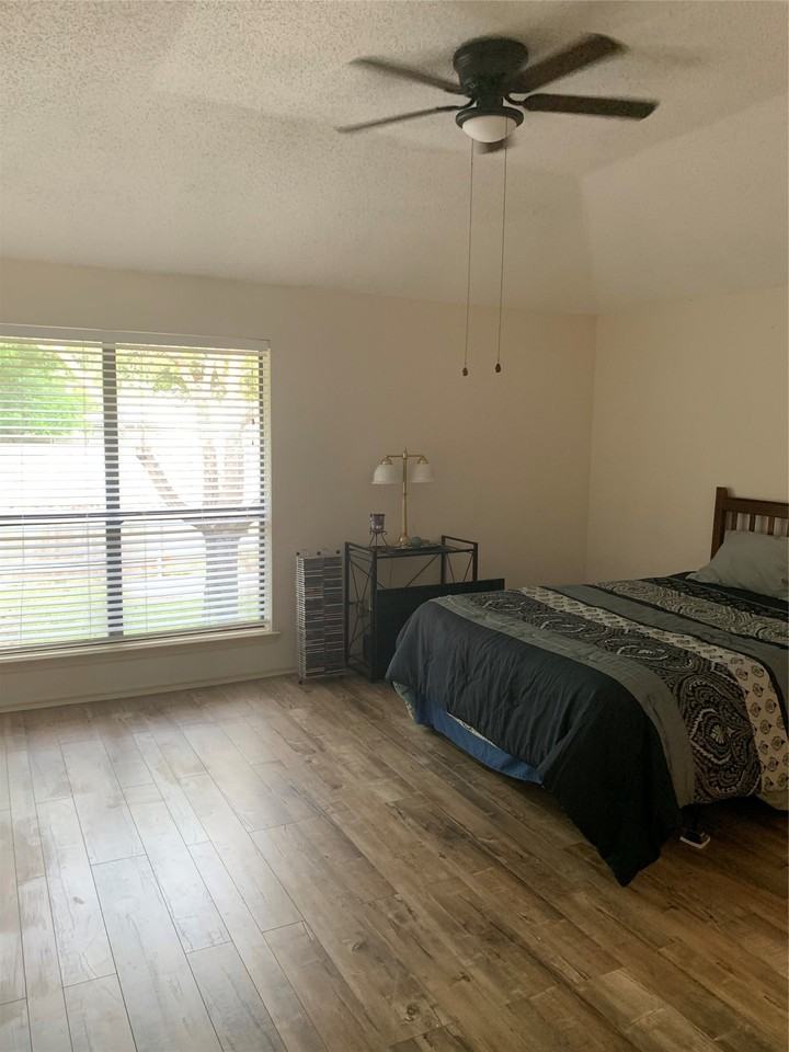 6828 Dalmation Cir - Photo 5 of 19