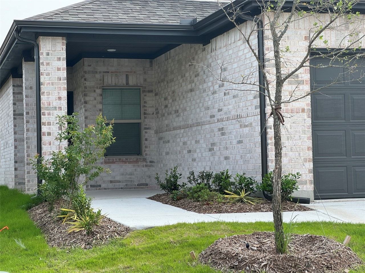 503 Cottagewood Dr - Photo 2 of 40