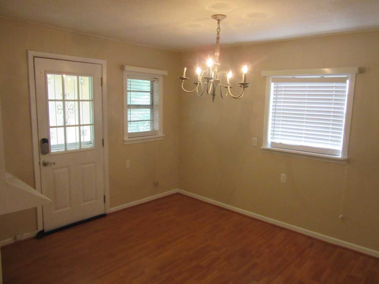 2509 S 25th St - Photo 6 of 19