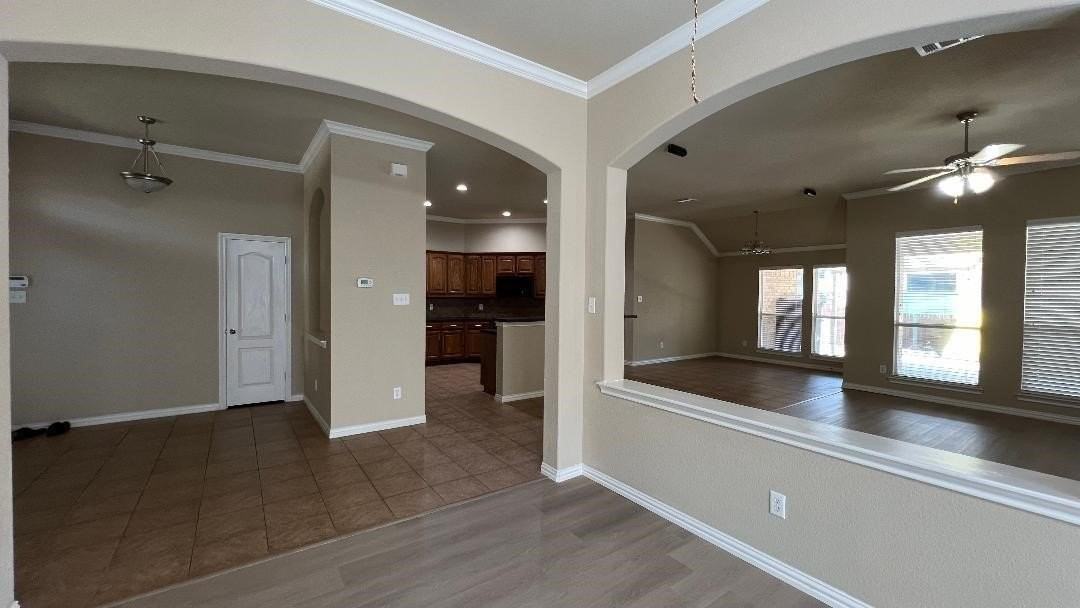 5823 Sunny Meadow Ln - Photo 3 of 11