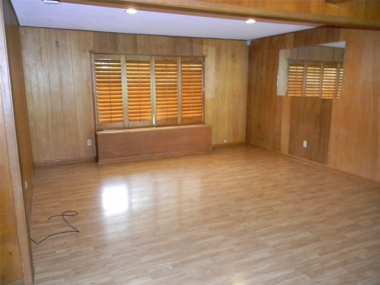 7400 Ball Rd - Photo 4 of 17