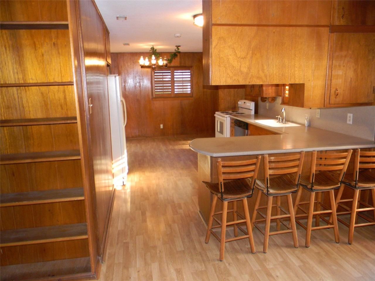 7400 Ball Rd - Photo 5 of 17