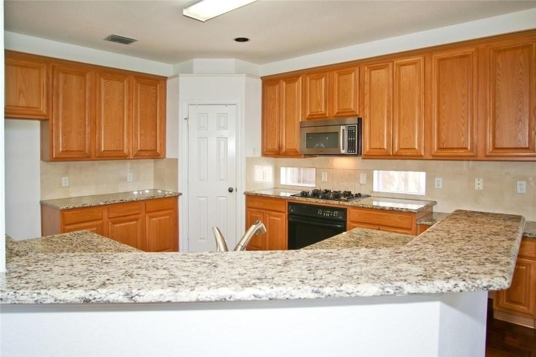 4551 Hawkhurst Dr - Photo 6 of 27