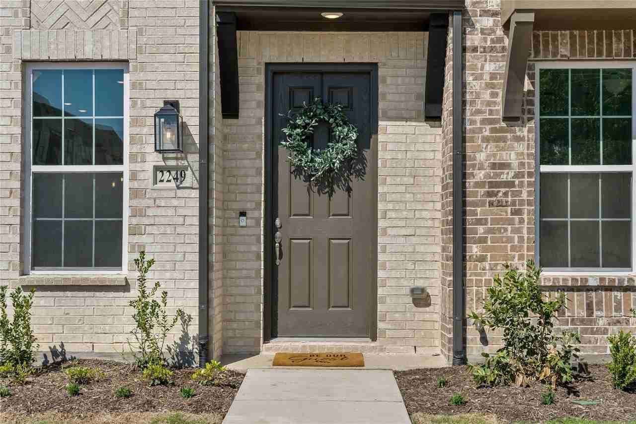 2249 Adena Springs Dr - Photo 5 of 27