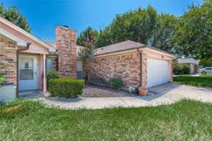 featured image of 303 Shirley Dr