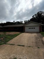 featured image of 2409 Caprice Ave