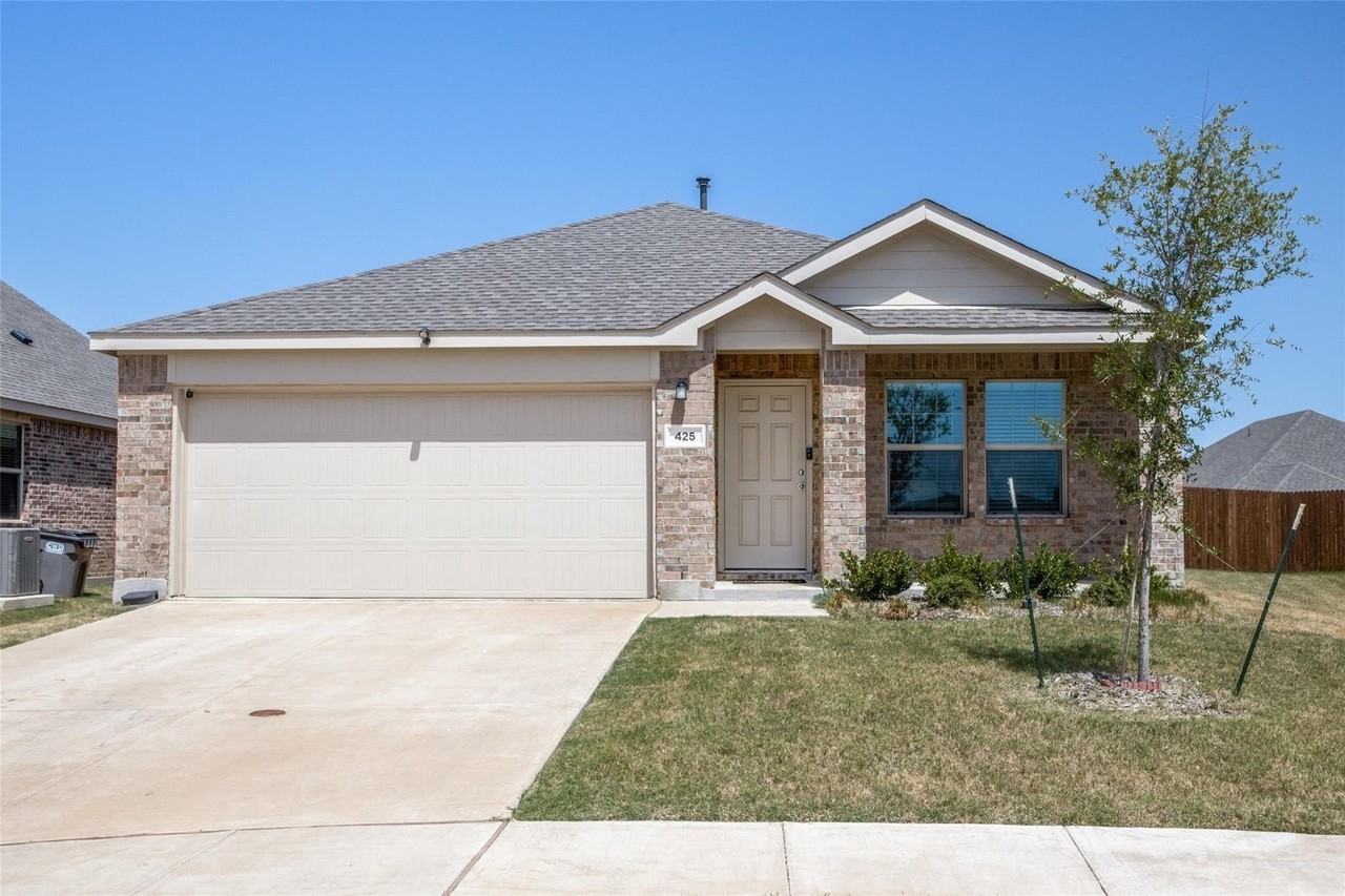 425 Sweet Shade Ln