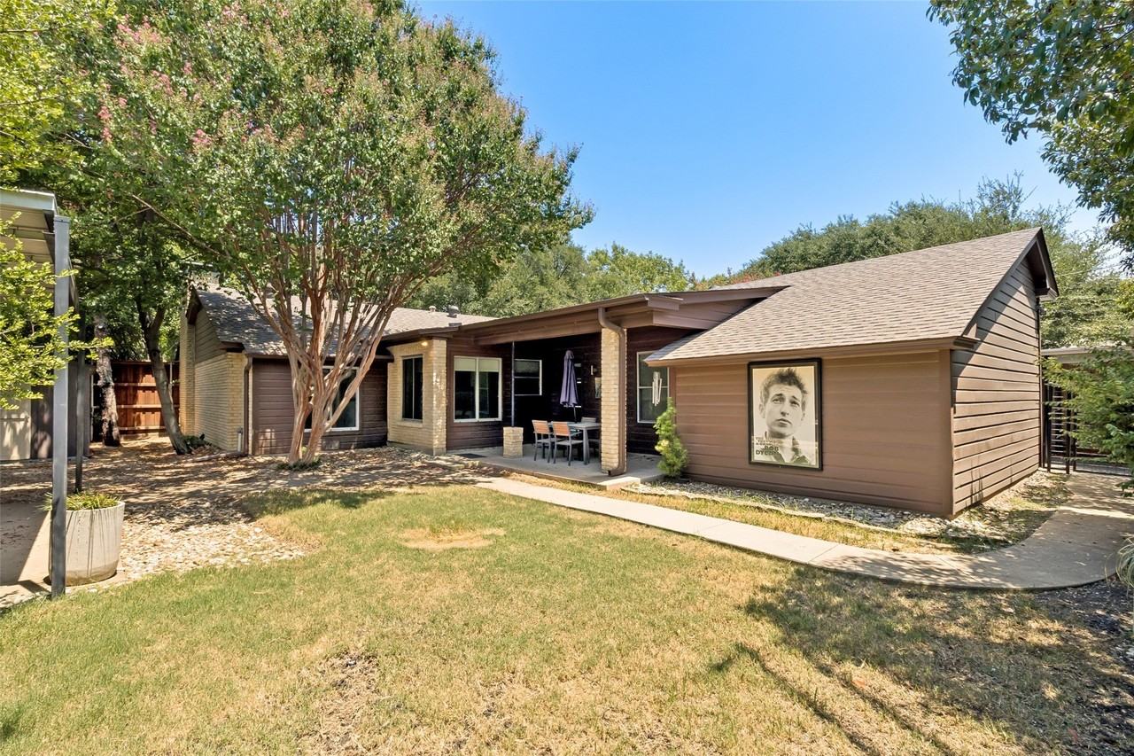 6406 Chesley Ln - Photo 2 of 19