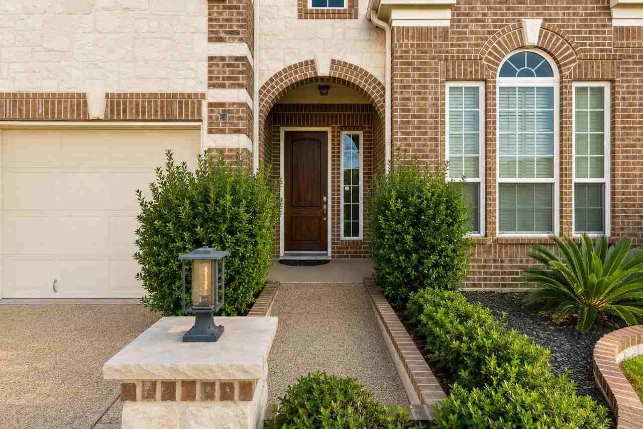15520 Mayflower Trl - Photo 2 of 34