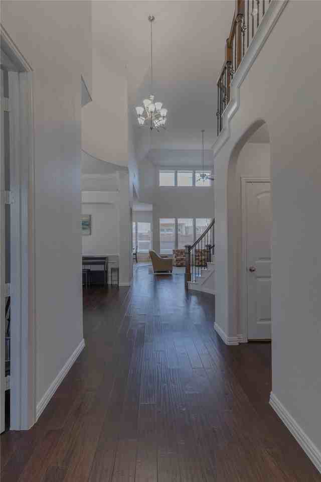 2504 Hammock Lake Dr - Photo 5 of 40