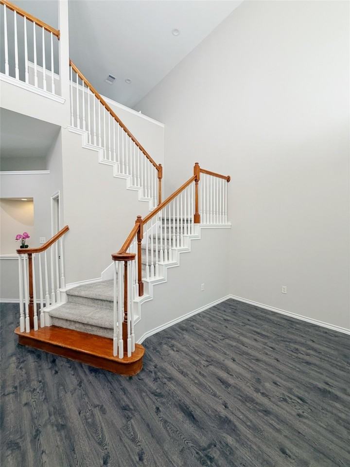 69 Cattail Pond Dr - Photo 6 of 26