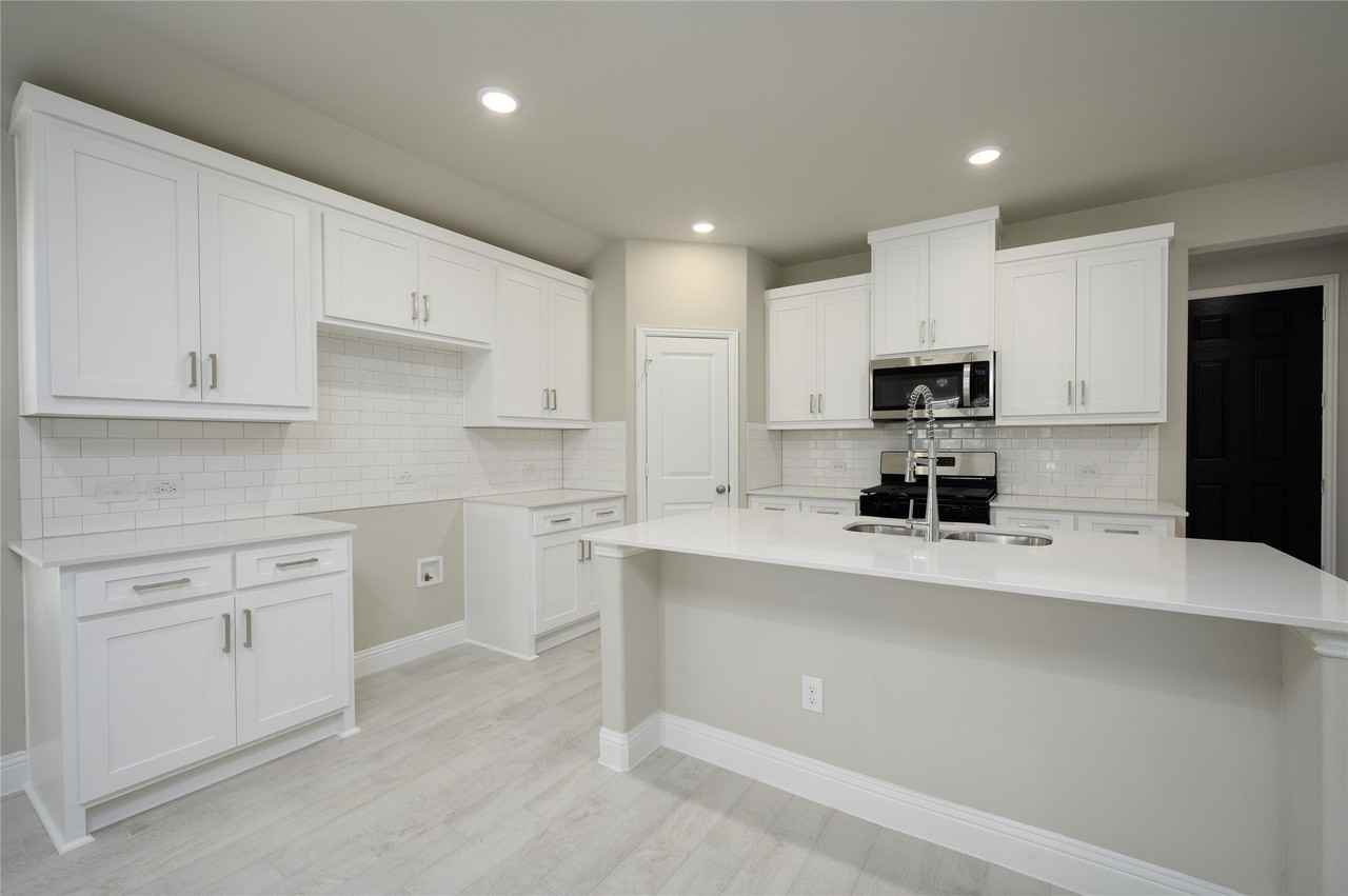 3108 Ferrero Ln - Photo 5 of 15